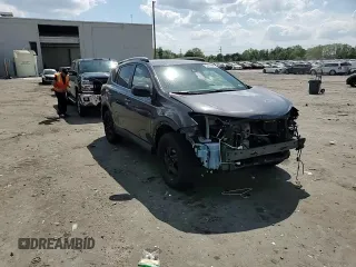 2018 Toyota RAV4 LE with VIN 2T3BFREV1JW757258, listed as a Copart auction lot 52914565 with 61,237 mi miles and Salvage Title. Bid and sale history available at carsss.com. Image 14.
