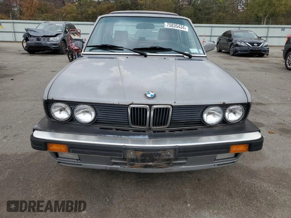 1988 BMW 5 Series 535i with VIN WBADC8402J1724704, listed as a Copart auction lot 75835434 with 62,181 mi miles and Clean Title. Bid and sale history available at carsss.com. Image 5.
