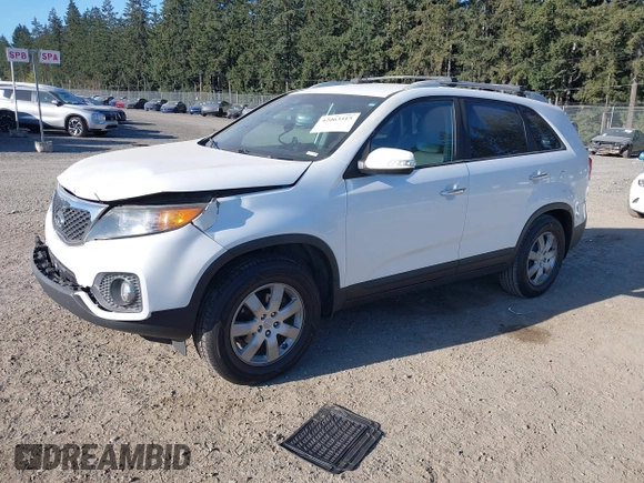 2013 Kia Sorento LX with VIN 5XYKT3A60DG349289, listed as a IAAI auction lot 42063515 with 138,676 mi miles and . Bid and sale history available at carsss.com. Image 18.