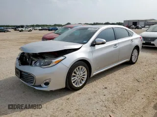 2014 Toyota Avalon Limited z VIN 4T1BD1EB8EU020800, wystawiony jako Copart lot #57420095 z przebiegiem 139 391 mil mil oraz Szkoda całkowita • Salvage title. Historia ofert i sprzedaży dostępna na DreamBid. Obrazek 1.