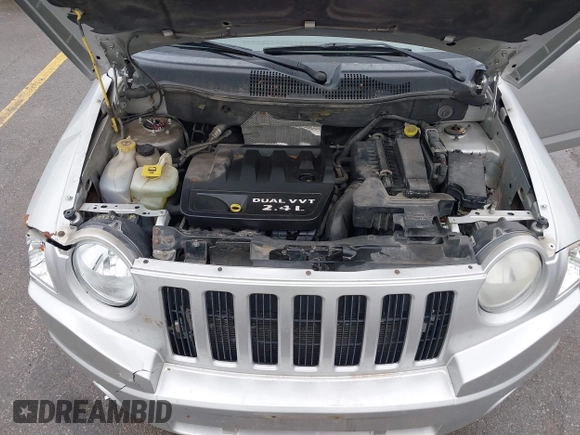 2007 Jeep Compass Sport with VIN 1J8FF47W77D278643, listed as a IAAI auction lot 42161111 with 164,805 mi miles and . Bid and sale history available at carsss.com. Image 10.