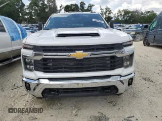2024 Chevrolet Silverado 3500HD LT z VIN 1GC4YTEY3RF111582, wystawiony jako Copart lot #53868695 z przebiegiem 29 607 mil mil oraz Szkody całkowita. Historia ofert i sprzedaży dostępna na DreamBid. Obrazek 5.