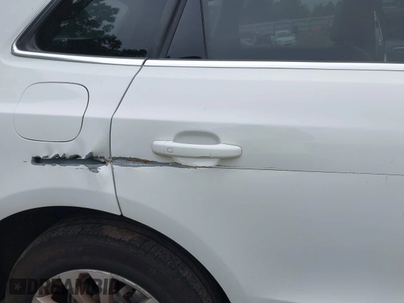 2013 Audi Q5 Premium Plus with VIN WA1LFAFPXDA084859, listed as a IAAI auction lot 42079720 with 150,952 mi miles and . Bid and sale history available at DreamBid. Image 14.