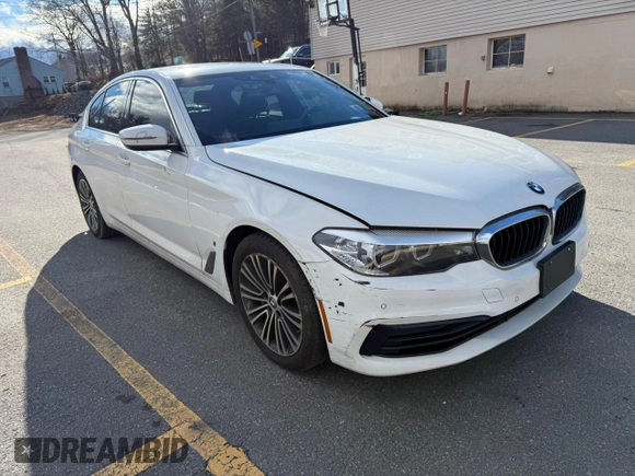 2019 BMW 5 Series 530e xDrive with VIN WBAJB1C52KB375629, listed as a Copart auction lot 86128564 with 89,988 mi miles and Clean title. Bid and sale history available at DreamBid. Image 4.