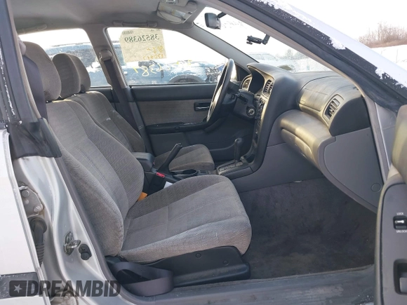 2002 Subaru Legacy L with VIN 4S3BE635927208389, listed as a IAAI auction lot 38526389 with 170,997 mi miles and . Bid and sale history available at DreamBid. Image 5.