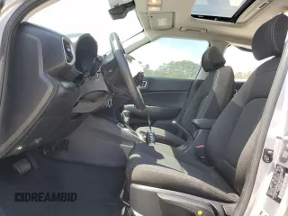 2025 Hyundai Venue SEL с VIN KMHRC8A35SU365903, выставлен на аукционе Copart как лот 53184665 с пробегом 1 455 миль миль и Списание • Salvage title. История ставок и продаж доступна на DreamBid. Изображение 7.