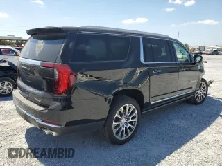 2025 GMC Yukon XL Denali with VIN 1GKS2JRL6SR170517, listed as a Copart auction lot 53795565 with 1,091 mi miles and Salvage Title. Bid and sale history available at carsss.com. Image 3.