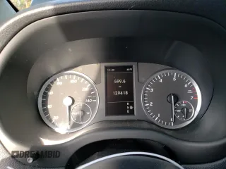 2017 Mercedes-Benz Metris Passenger z VIN WD4PG2EE8H3306082, wystawiony jako Copart lot #84463414 z przebiegiem 129 418 mil mil oraz Tytuł czysty. Historia ofert i sprzedaży dostępna na DreamBid. Obrazek 9.