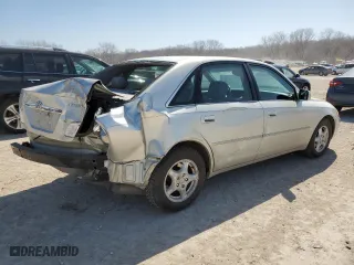 2000 Toyota Avalon XL with VIN 4T1BF28B4YU048027, listed as a Copart auction lot 48817755 with 214,793 mi miles and Salvage Title. Bid and sale history available at carsss.com. Image 3.