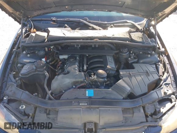 2006 BMW 3 Series 325i with VIN WBAVB13526PT00892, listed as a IAAI auction lot 41652474 with 189,334 mi miles. Bid and sale history available at carsss.com. Image 10.
