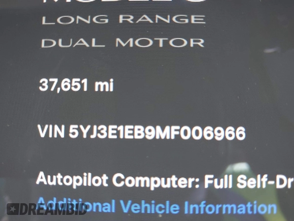 2021 Tesla Model 3 Long Range z VIN 5YJ3E1EB9MF006966, wystawiony jako IAAI lot #41976745 z przebiegiem 37 651 mil mil oraz . Historia ofert i sprzedaży dostępna na DreamBid. Obrazek 9.