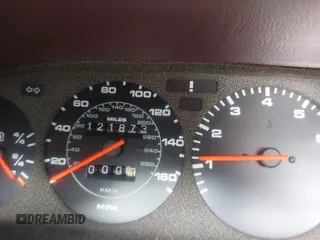 1983 Porsche 928 z VIN WP0JB0928DS860094, wystawiony jako IAAI lot #42106022 z przebiegiem 121 873 mil mil oraz . Historia ofert i sprzedaży dostępna na DreamBid. Obrazek 16.