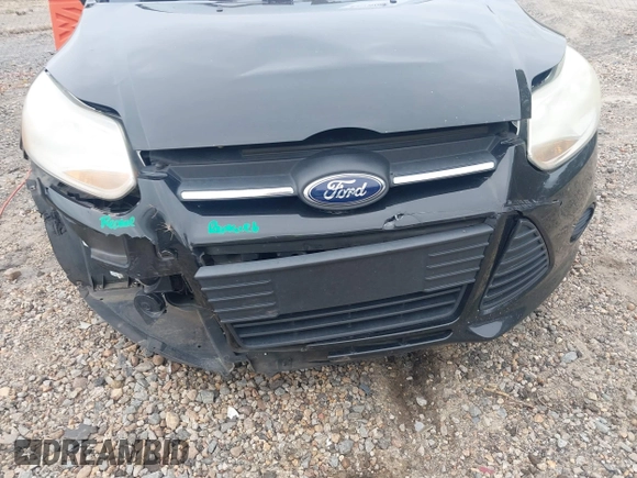 2013 Ford Focus SE with VIN 1FADP3K23DL161448, listed as a IAAI auction lot 41788061 with 184,542 mi miles. Bid and sale history available at carsss.com. Image 12.