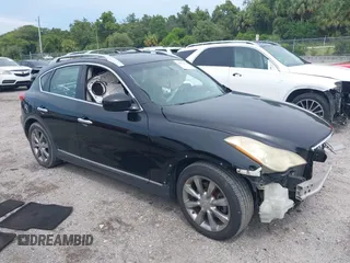 2011 Infiniti EX Journey with VIN JN1AJ0HPXBM800726, listed as a IAAI auction lot 40332304 with Not Provided miles. Bid and sale history available at carsss.com. Image 1.
