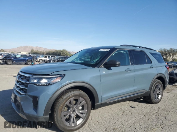 2025 Ford Explorer Active z VIN 1FMUK8DH7SGA39605, wystawiony jako Copart lot #51682145 z przebiegiem 305 mil mil oraz Szkoda całkowita • Salvage title. Historia ofert i sprzedaży dostępna na DreamBid. Obrazek 1.