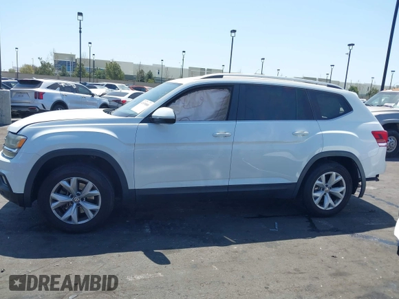 2018 Volkswagen Atlas SE with VIN 1V2DR2CA3JC580575, listed as a IAAI auction lot 41939880 with 66,526 mi miles and . Bid and sale history available at DreamBid. Image 15.