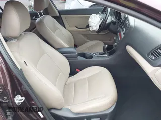 2012 Kia Optima EX with VIN 5XXGN4A76CG024213, listed as a IAAI auction lot 41871583 with 194,168 mi miles and . Bid and sale history available at carsss.com. Image 5.