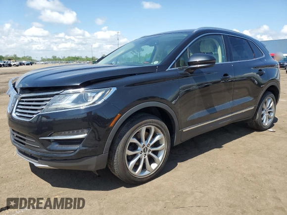 2016 Lincoln MKC Select z VIN 5LMCJ2D99GUJ20017, wystawiony jako Copart lot #57096925 z przebiegiem 95 529 mil mil oraz Czysty tytuł • Clean title. Historia ofert i sprzedaży dostępna na DreamBid. Obrazek 1.