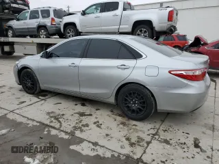 2015 Toyota Camry XLE with VIN 4T1BF1FK3FU066299, listed as a Copart auction lot 46264905 with 200,958 mi miles and Salvage Title. Bid and sale history available at carsss.com. Image 2.
