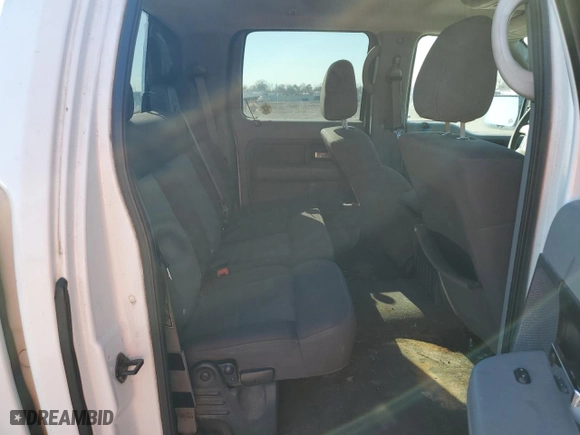 2004 Ford F-150 XLT with VIN 1FTRW12W64KA68083, listed as a Copart auction lot 43295925 with 279,383 mi miles and Clean Title. Bid and sale history available at carsss.com. Image 10.