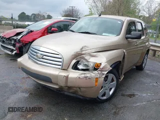 2008 Chevrolet HHR LS with VIN 3GNDA13DX8S625911, listed as a IAAI auction lot 41961468 with 100,082 mi miles. Bid and sale history available at carsss.com. Image 17.