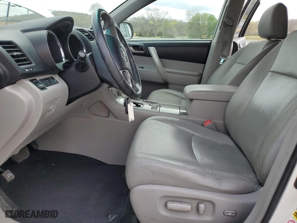 2011 Toyota Highlander with VIN 5TDBK3EH2BS067038, listed as a Copart auction lot 51542075 with 251,627 mi miles and Salvage Title. Bid and sale history available at carsss.com. Image 7.
