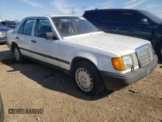 1988 Mercedes-Benz 300 E with VIN WDBEA30DXJA700058, listed as a Copart auction lot 58342374 with 210,787 mi miles and Clean Title. Bid and sale history available at DreamBid. Image 4.