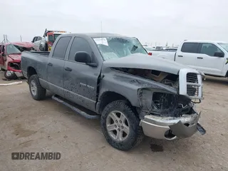 2006 Dodge 1500 SLT z VIN 1D7HA18N96S659591, wystawiony jako IAAI lot #41578056 z przebiegiem Nie podano mil oraz . Historia ofert i sprzedaży dostępna na DreamBid. Obrazek 1.