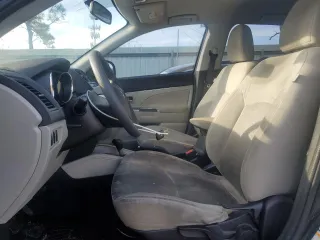 2018 Mitsubishi Outlander ES z VIN JA4AR3AU2JZ012994, wystawiony jako Copart lot #52908005 z przebiegiem 140 804 mil mil oraz Nie do naprawy • Non repairable. Historia ofert i sprzedaży dostępna na DreamBid. Obrazek 7.
