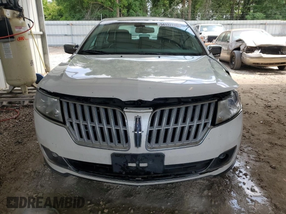 2010 Lincoln MKZ с VIN 3LNHL2GC2AR606886, выставлен на аукционе Copart как лот 54137715 с пробегом 77 393 миль миль и Списание • Salvage title. История ставок и продаж доступна на DreamBid. Изображение 5.
