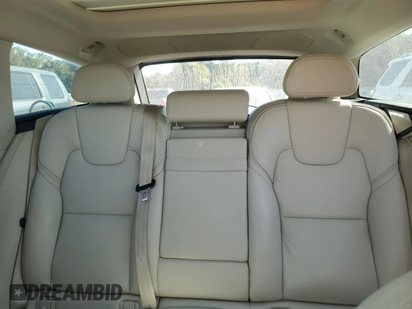 2017 Volvo V90 z VIN YV4A22NL5H1004884, wystawiony jako Copart lot #77791224 z przebiegiem Nie podano mil oraz Szkoda całkowita • Salvage title. Historia ofert i sprzedaży dostępna na DreamBid. Obrazek 10.