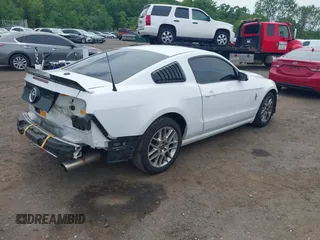 2014 Ford Mustang V6 with VIN 1ZVBP8AM6E5290062, listed as a IAAI auction lot 42341184 with 85,272 mi miles and . Bid and sale history available at DreamBid. Image 4.