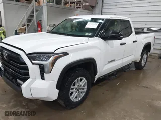 2023 Toyota Tundra 4WD SR5 with VIN 5TFLA5DAXPX063554, listed as a IAAI auction lot 41943423 with 82,823 mi miles. Bid and sale history available at carsss.com. Image 17.