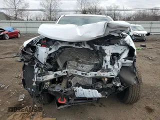 2024 Chevrolet Colorado 4WD Z71 with VIN 1GCPTDEK1R1108755, listed as a Copart auction lot 87510915 with 11,769 mi miles and Salvage Title. Bid and sale history available at carsss.com. Image 5.