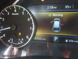 2016 Nissan Murano SV with VIN 5N1AZ2MG7GN152573, listed as a IAAI auction lot 40098918 with 89,953 mi miles. Bid and sale history available at carsss.com. Image 15.