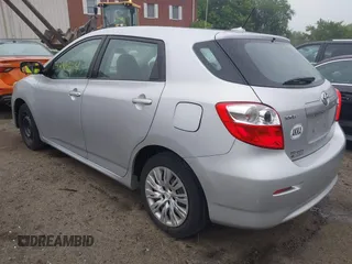 2010 Toyota Matrix S с VIN 2T1KE4EE4AC034729, выставлен на аукционе IAAI как лот 42466214 с пробегом 179 861 миль миль и . История ставок и продаж доступна на DreamBid. Изображение 3.