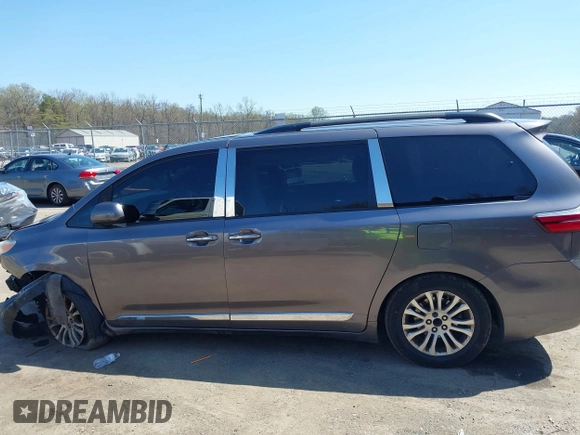 2015 Toyota Sienna XLE with VIN 5TDYK3DC6FS645065, listed as a IAAI auction lot 41937548 with 355,732 mi miles. Bid and sale history available at carsss.com. Image 14.