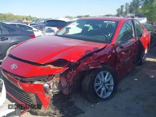 2025 Toyota Camry LE with VIN 4T1DAACK1SU042282, listed as a IAAI auction lot 41986639 with Not Provided miles and . Bid and sale history available at DreamBid. Image 16.