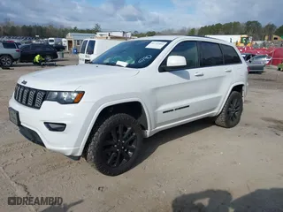 2019 Jeep Grand Cherokee Laredo E with VIN 1C4RJFAG6KC696190, listed as a IAAI auction lot 41719404 with 86,947 mi miles. Bid and sale history available at carsss.com. Image 17.