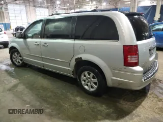 2010 Chrysler Town & Country Touring z VIN 2A4RR5D13AR351984, wystawiony jako Copart lot #82829684 z przebiegiem 258 151 mil mil oraz Czysty tytuł • Clean title. Historia ofert i sprzedaży dostępna na DreamBid. Obrazek 2.