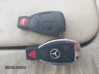 2005 Mercedes-Benz S 430 z VIN WDBNG83J25A450351, wystawiony jako IAAI lot #42273503 z przebiegiem 205 306 mil mil oraz . Historia ofert i sprzedaży dostępna na DreamBid. Obrazek 11.