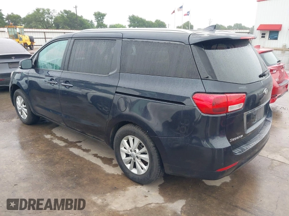 2017 Kia Sedona LX with VIN KNDMB5C11H6233620, listed as a IAAI auction lot 42193582 with 153,934 mi miles and . Bid and sale history available at DreamBid. Image 3.