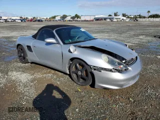 2004 Porsche Boxster z VIN WP0CA29884S620071, wystawiony jako Copart lot #48135755 z przebiegiem 109 050 mil mil oraz Tytuł czysty. Historia ofert i sprzedaży dostępna na DreamBid. Obrazek 4.