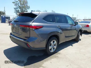 2021 Toyota Highlander L with VIN 5TDCZRAH9MS051141, listed as a IAAI auction lot 42228099 with 81,775 mi miles and . Bid and sale history available at DreamBid. Image 4.