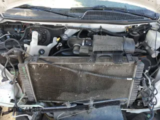 2017 GMC Savana Cargo z VIN 1GTW7AFF8H1911027, wystawiony jako Copart lot #84908094 z przebiegiem 139 217 mil mil oraz Szkody całkowita. Historia ofert i sprzedaży dostępna na DreamBid. Obrazek 12.