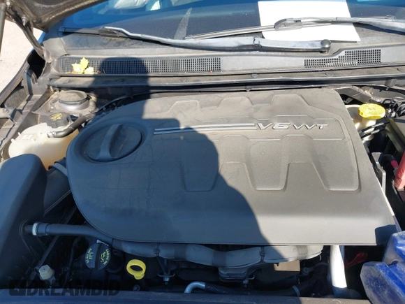 2015 Chrysler 200 S with VIN 1C3CCCDG6FN727592, listed as a IAAI auction lot 41769446 with 27,542 mi miles. Bid and sale history available at carsss.com. Image 10.