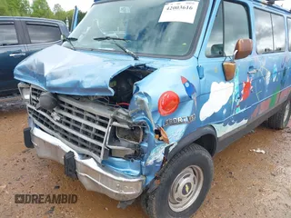 1995 Chevrolet Chevy Van z VIN 1GNEG25Z4SF221421, wystawiony jako IAAI lot #42003616 z przebiegiem 196 007 mil mil oraz . Historia ofert i sprzedaży dostępna na DreamBid. Obrazek 6.