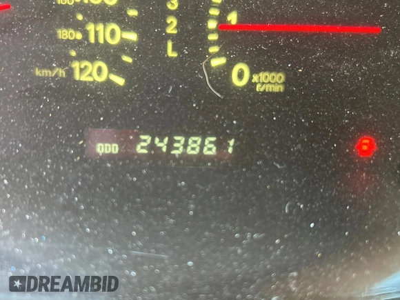 2000 Mitsubishi Diamante LS z VIN 6MMAP67P4YT001142, wystawiony jako Copart lot #49667135 z przebiegiem 243 861 mil mil oraz Tytuł czysty. Historia ofert i sprzedaży dostępna na DreamBid. Obrazek 8.