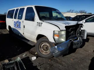 2008 Ford Econoline Passenger XL with VIN 1FBNE31LX8DB16560, listed as a Copart auction lot 80282833 with Not Provided miles and Salvage Title. Bid and sale history available at DreamBid. Image 4.