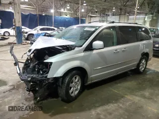 2010 Chrysler Town & Country Touring z VIN 2A4RR5D13AR351984, wystawiony jako Copart lot #82829684 z przebiegiem 258 151 mil mil oraz Czysty tytuł • Clean title. Historia ofert i sprzedaży dostępna na DreamBid. Obrazek 1.